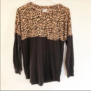 ❄️Victoria’s Secret PINK Leopard Black Top